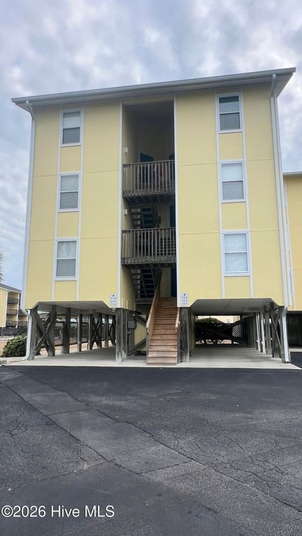 918 N New River Drive 237, Holly Ridge, NC 28445