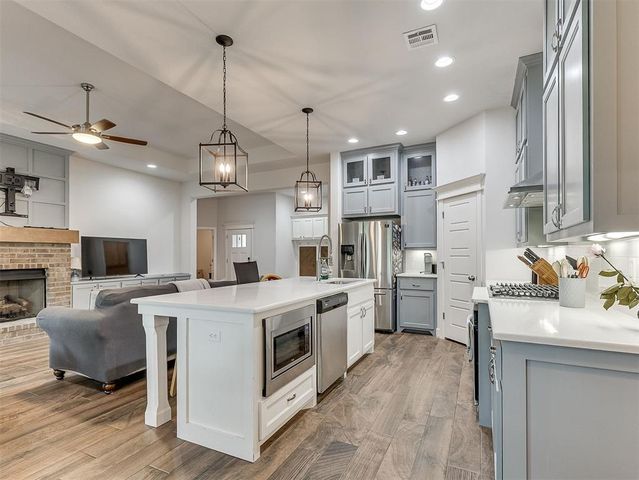 2613 NE 14th Street, Moore, OK 73160