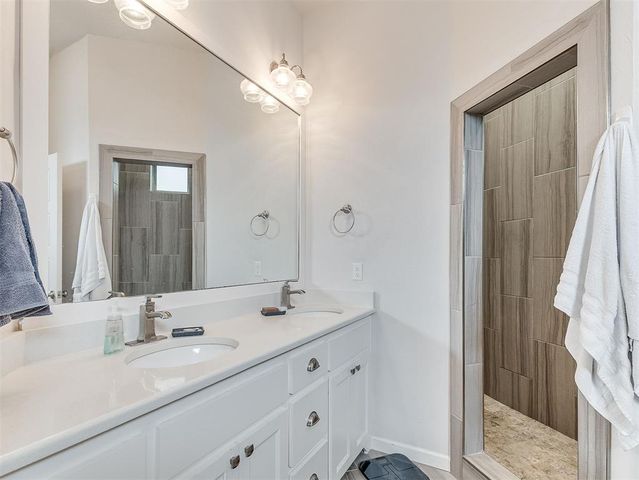 2613 NE 14th Street, Moore, OK 73160