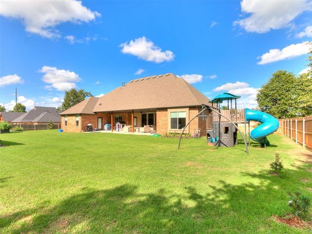 1605 Baylee Lane, Choctaw, OK 73020