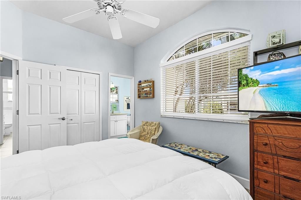 Image 28 of property listing at 5603 SW 11th AVE, Cape Coral, FL 33914