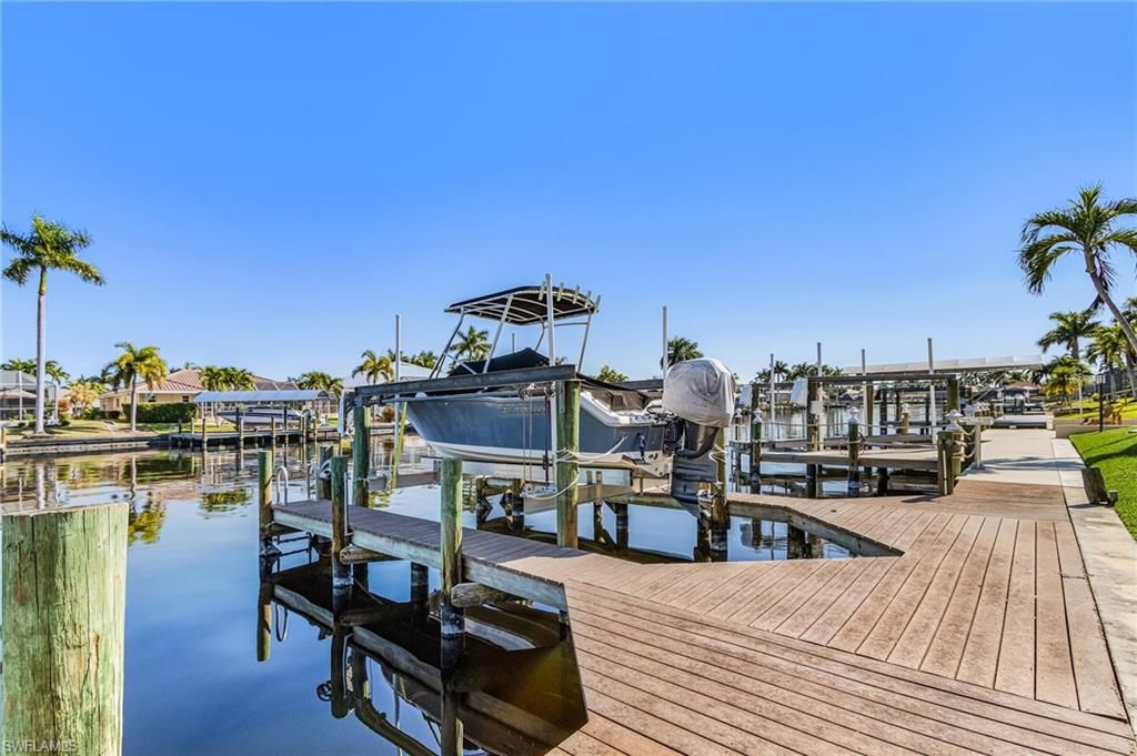 Image 42 of property listing at 5603 SW 11th AVE, Cape Coral, FL 33914