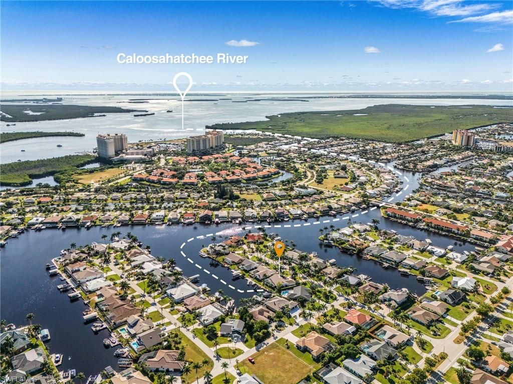 Image 6 of property listing at 5603 SW 11th AVE, Cape Coral, FL 33914