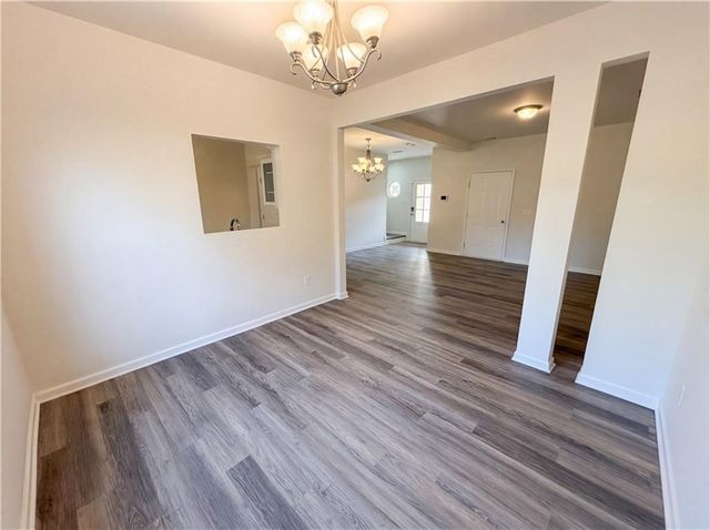 474 Village Way, Loganville, GA 30052