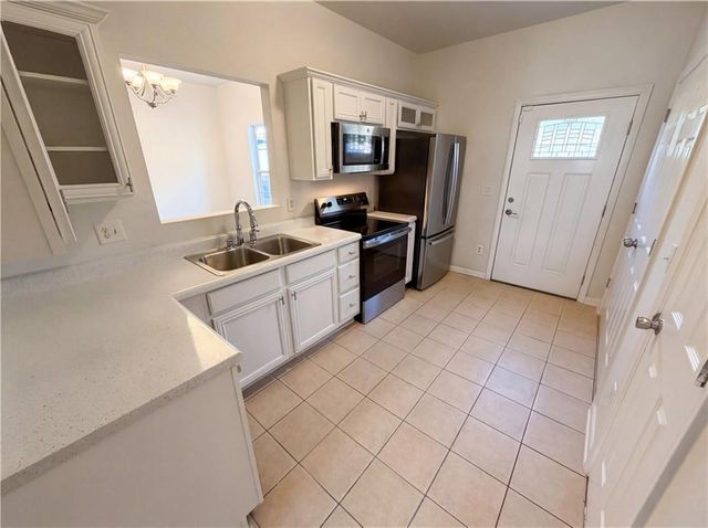 474 Village Way, Loganville, GA 30052