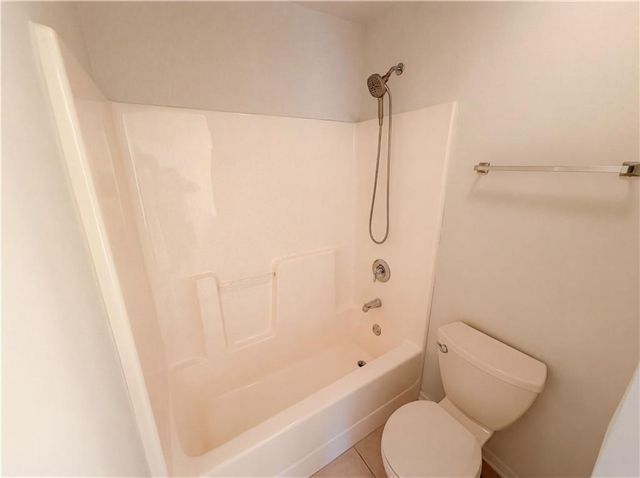 474 Village Way, Loganville, GA 30052