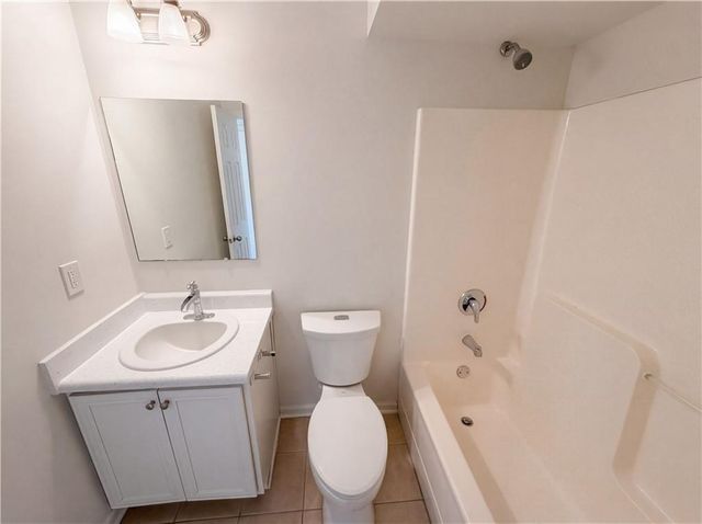 474 Village Way, Loganville, GA 30052