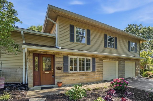 526 Chisholm Trail, Wyoming, OH 45215