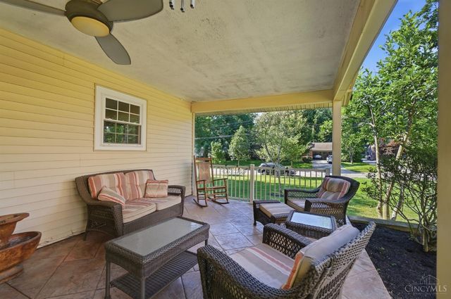 526 Chisholm Trail, Wyoming, OH 45215