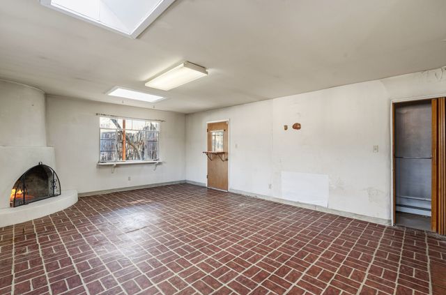 717 Don Gaspar, Santa Fe, NM 87505