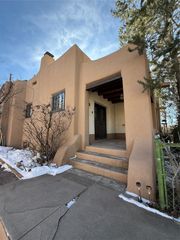 717 Don Gaspar, Santa Fe, NM 87505