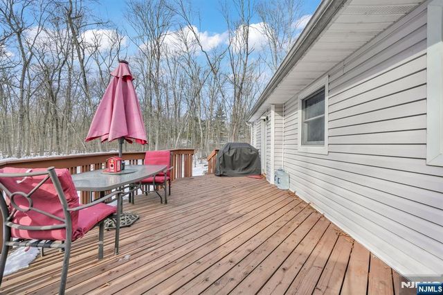 3 Midland Road, Montville Township, NJ 07045