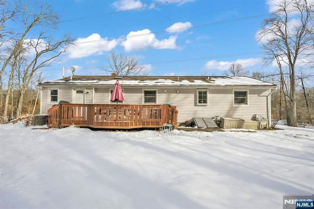 3 Midland Road, Montville Township, NJ 07045