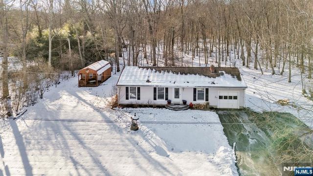 3 Midland Road, Montville Township, NJ 07045