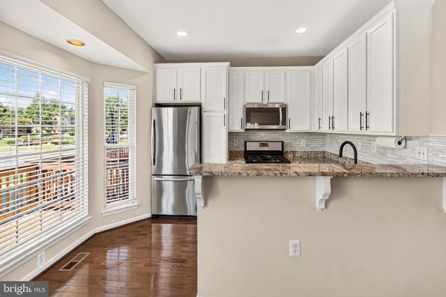 6126 MADISON CREST CT, Falls Church, VA 22041