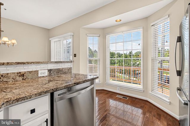 6126 MADISON CREST CT, Falls Church, VA 22041