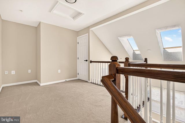 6126 MADISON CREST CT, Falls Church, VA 22041