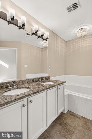 6126 MADISON CREST CT, Falls Church, VA 22041
