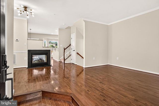 6126 MADISON CREST CT, Falls Church, VA 22041