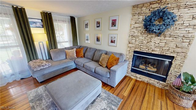 971 Fieldstone Drive, Kent, OH 44240