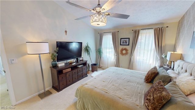 971 Fieldstone Drive, Kent, OH 44240