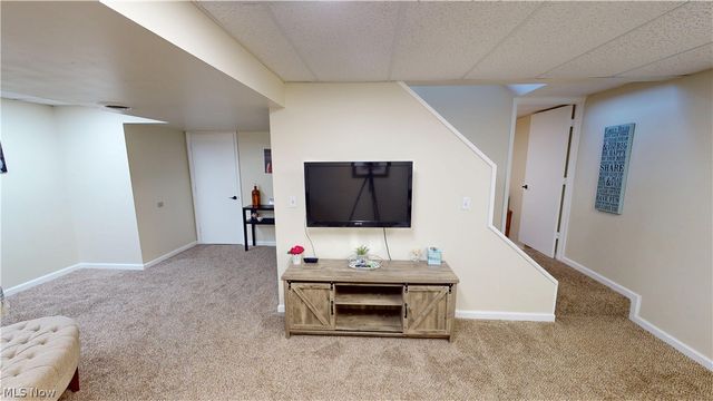 971 Fieldstone Drive, Kent, OH 44240