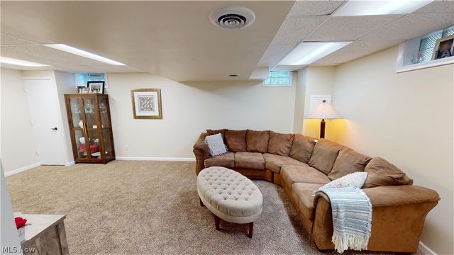 971 Fieldstone Drive, Kent, OH 44240