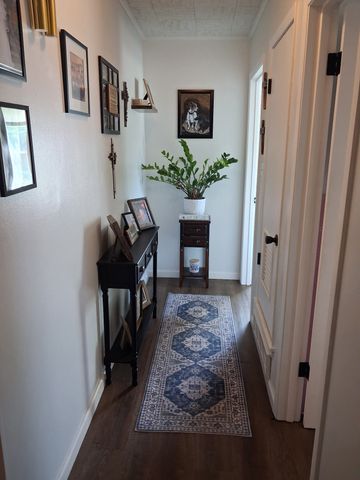 107 Woodard Avenue, Cleburne, TX 76033