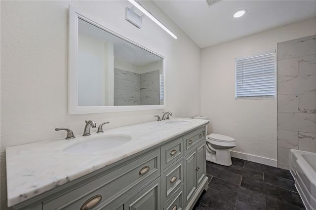 4013 Kingston Dr, Corpus Christi, TX 78411