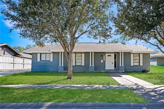 4013 Kingston Dr, Corpus Christi, TX 78411