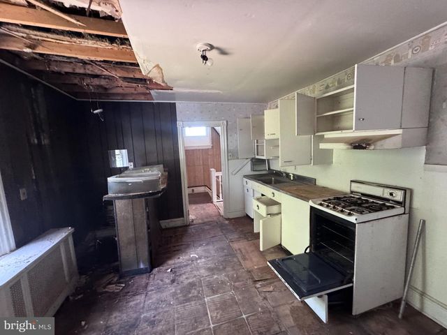 2413 N WEST ST, Wilmington, DE 19802