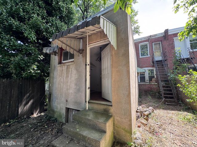 2413 N WEST ST, Wilmington, DE 19802