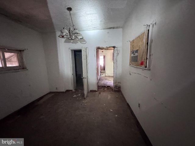 2413 N WEST ST, Wilmington, DE 19802