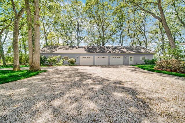 3935 N 950 E, Grovertown, IN 46531