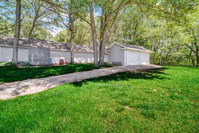 3935 N 950 E, Grovertown, IN 46531