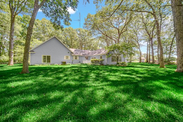 3935 N 950 E, Grovertown, IN 46531