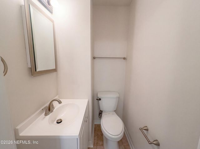 2225 GREEN OAK Drive, Jacksonville, FL 32211