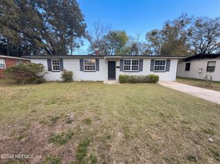 2225 GREEN OAK Drive, Jacksonville, FL 32211