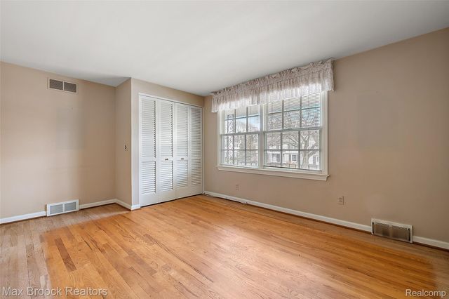 1309 Sandringham Way, Bloomfield Charter Township, MI 48301