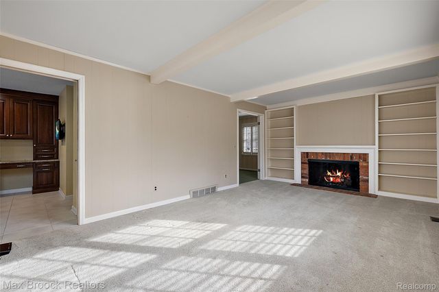 1309 Sandringham Way, Bloomfield Charter Township, MI 48301