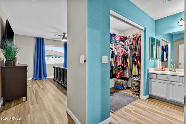 40106 N CALABRIA Street, San Tan Valley, AZ 85140