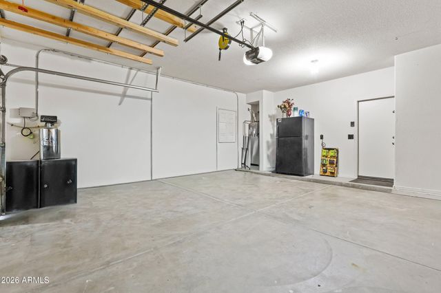 40106 N CALABRIA Street, San Tan Valley, AZ 85140