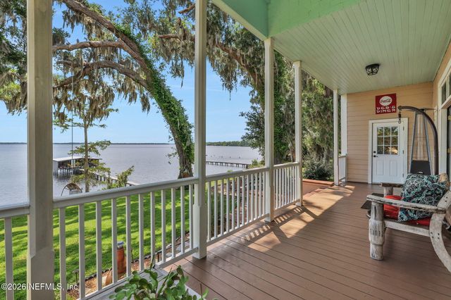517 S PROSPECT Street, Crescent City, FL 32112