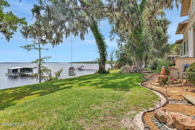 517 S PROSPECT Street, Crescent City, FL 32112