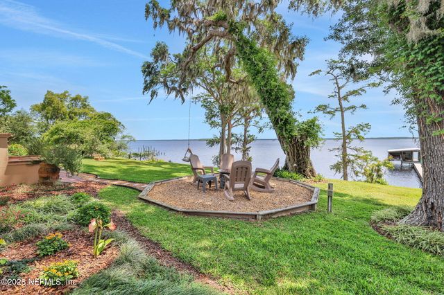 517 S PROSPECT Street, Crescent City, FL 32112