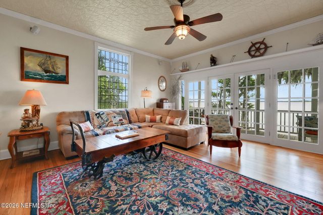 517 S PROSPECT Street, Crescent City, FL 32112