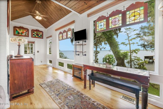 517 S PROSPECT Street, Crescent City, FL 32112