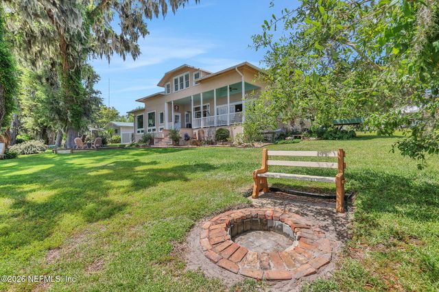 517 S PROSPECT Street, Crescent City, FL 32112
