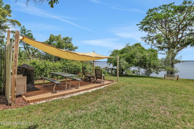 517 S PROSPECT Street, Crescent City, FL 32112