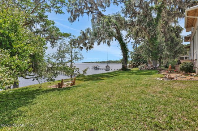517 S PROSPECT Street, Crescent City, FL 32112